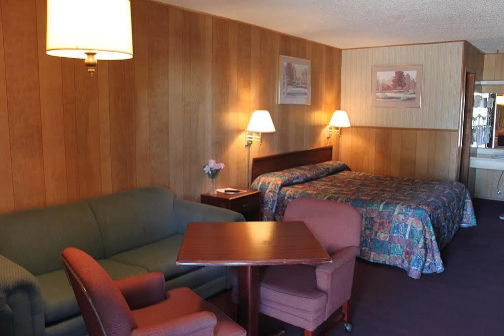 Gold Key Inn Brady Exterior foto